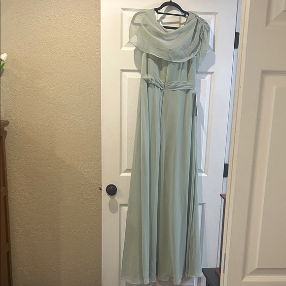 Azazie Mint Green Flowing Prom Gown - Picture 4 of 5